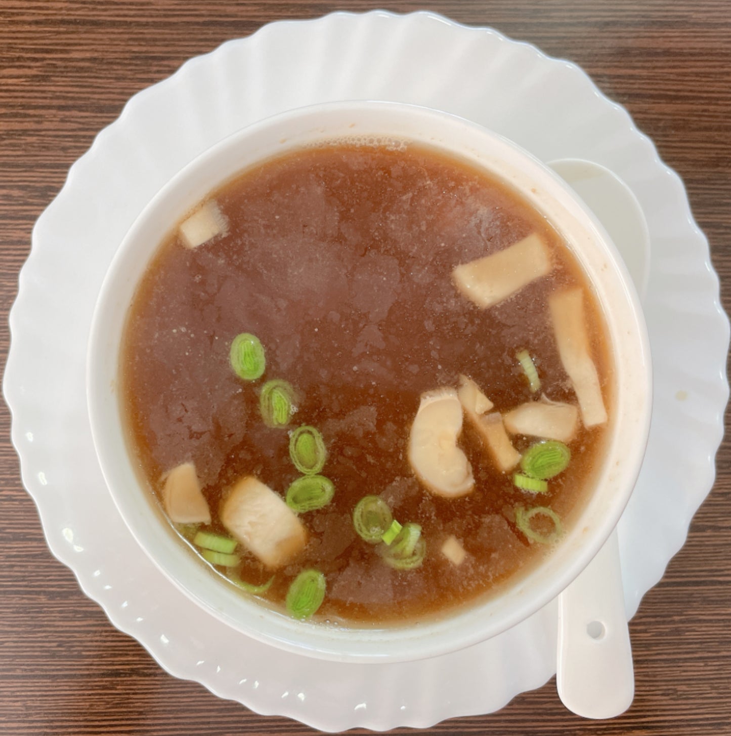 №33 SOPA POLLO CON CHAMPIÑONES