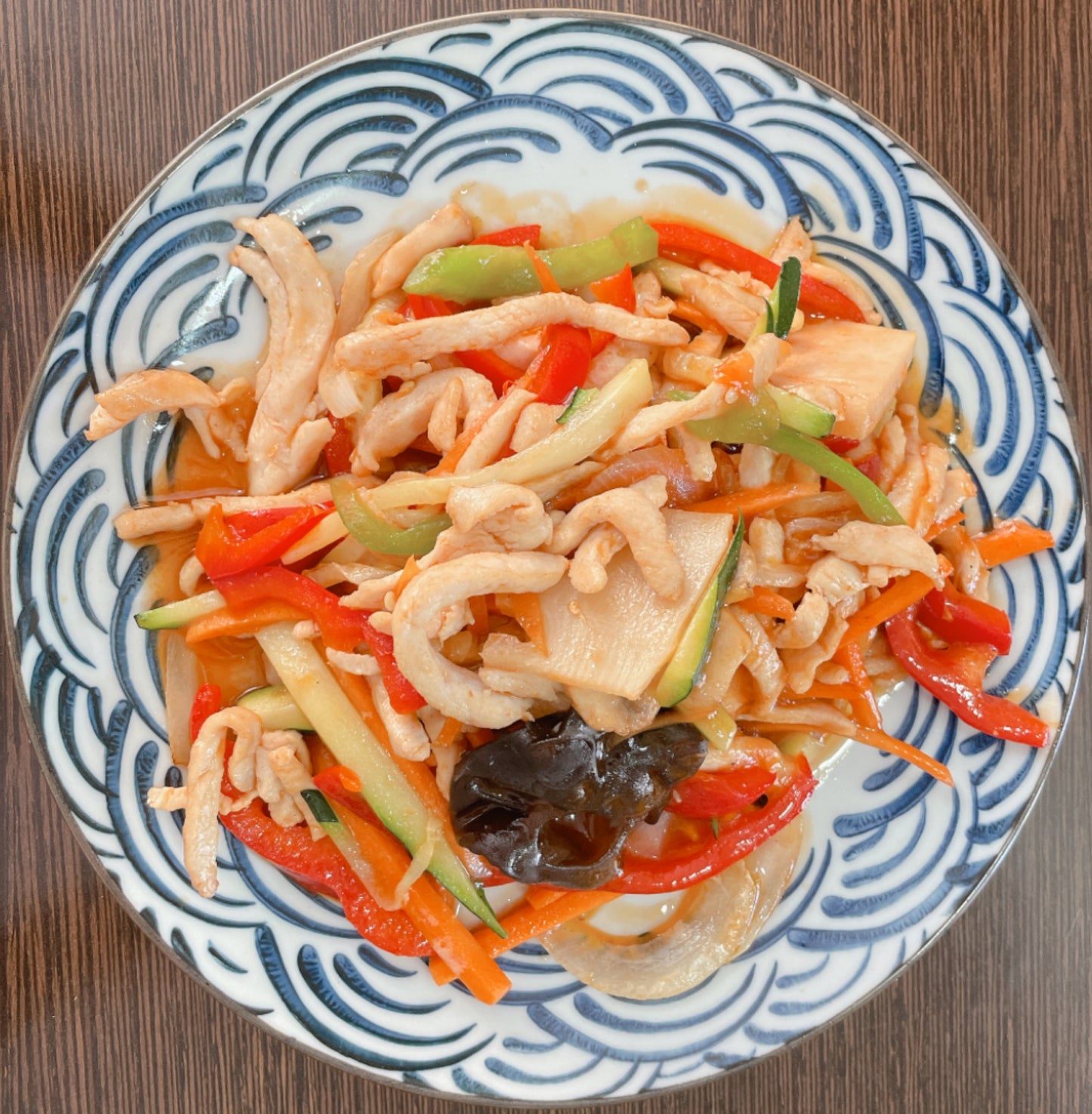 №124 POLLO CON VERDURA