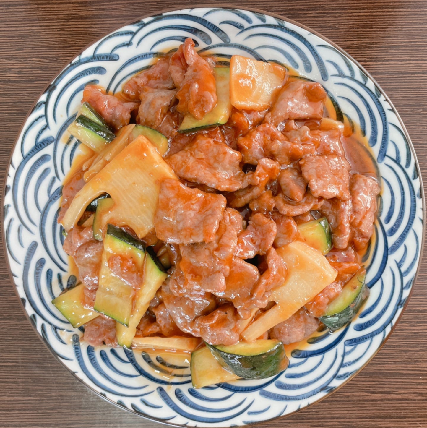 №139 TERNERA CON SALSA OSTRAS